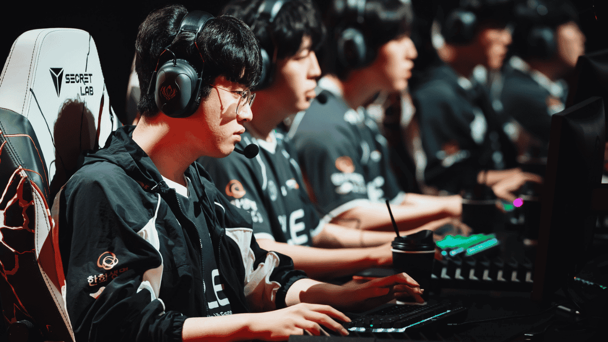 MSI 2026: HLE sofre, mas supera a LYON e avança à final