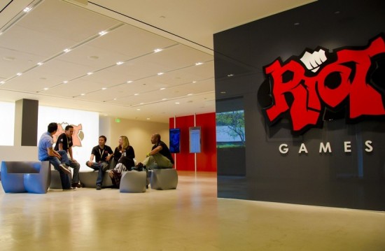 Empresa Chinesa Tencent compra Riot Games