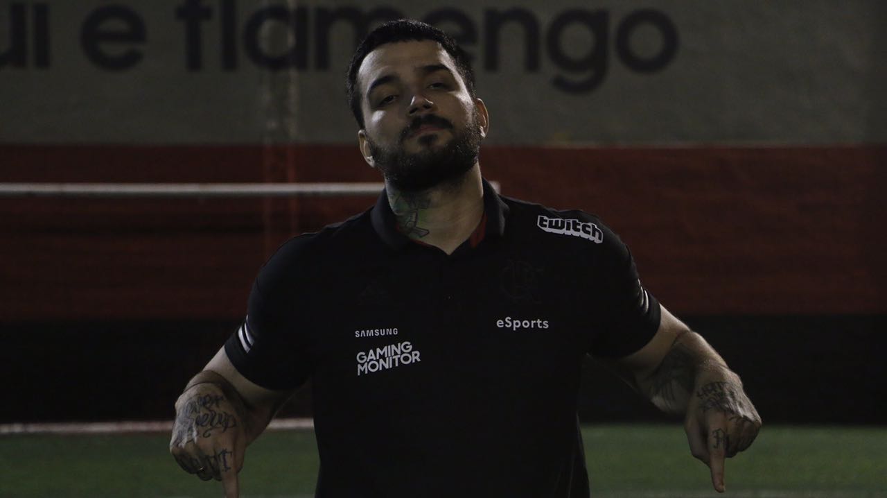 RED Canids Corinthians denuncia Flamengo por não ter pago transferência de brTT