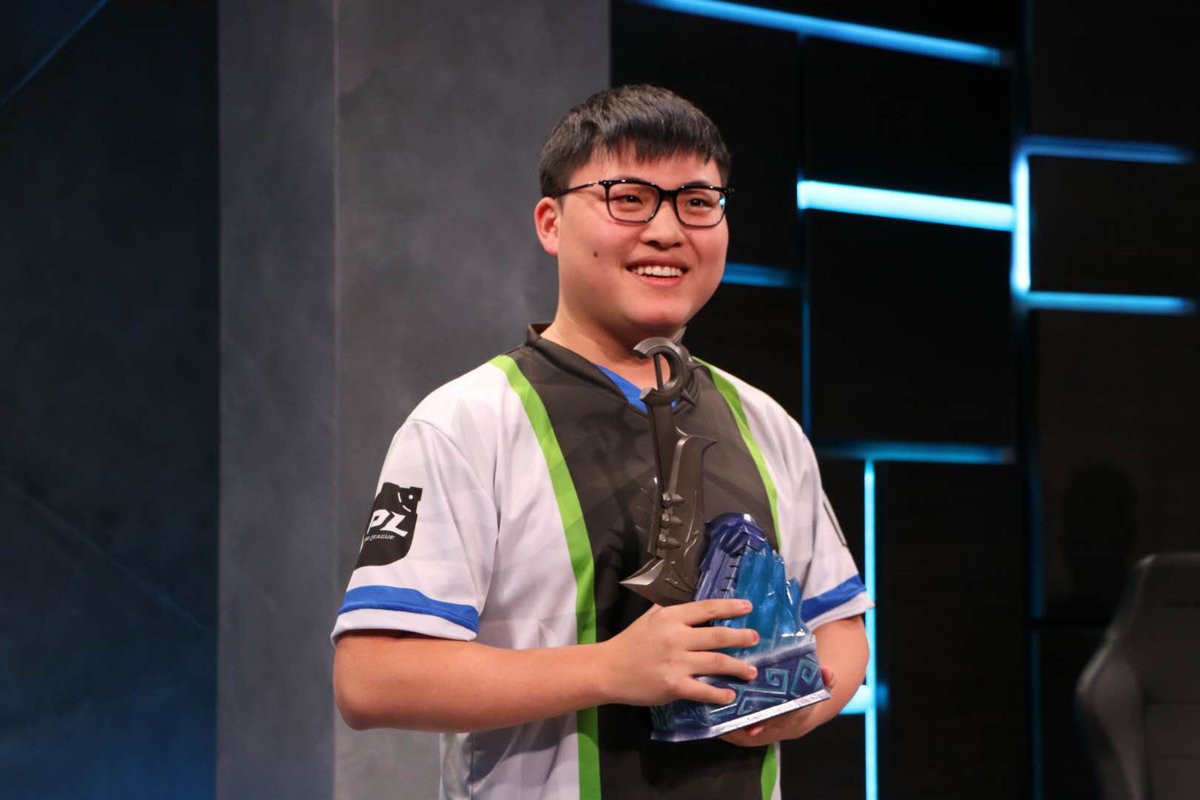 Uzi e outros jogadores da RNG utilizam ‘KaBuM’ no nick da soloQ