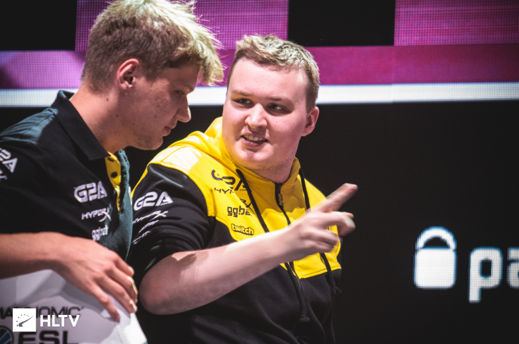 SK Gaming negocia contratações de flamie e s1mple, afirma site