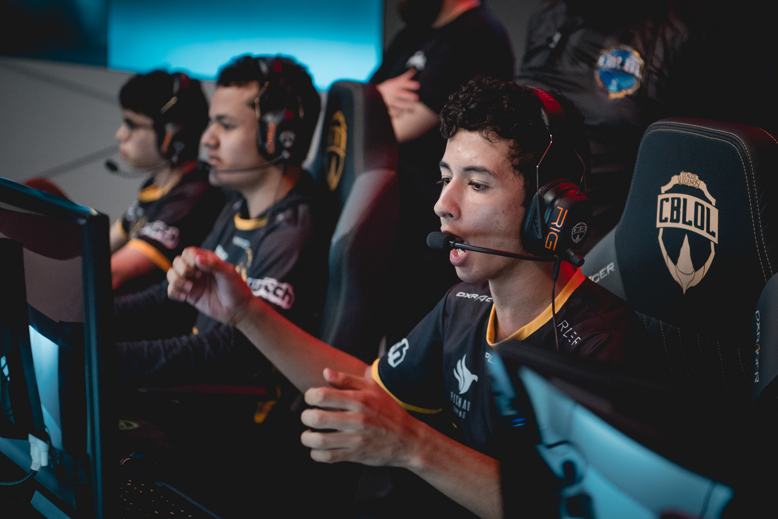 IDM brilha e vence o Flamengo por 2-1 no CBLOL