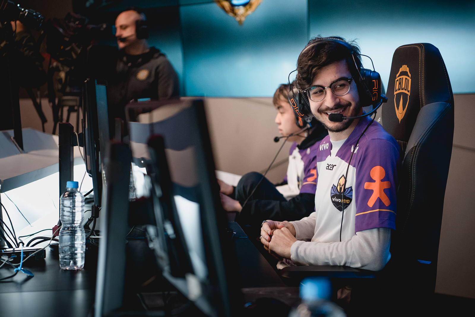 Vivo Keyd atropela IDM e avança na escalada do CBLOL