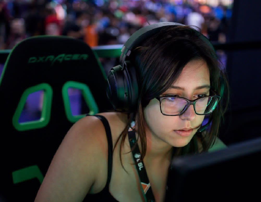 Em entrevista, conheça mais sobre Gabriela “bokor”, a nova adição de 14 anos da Team oNe Red