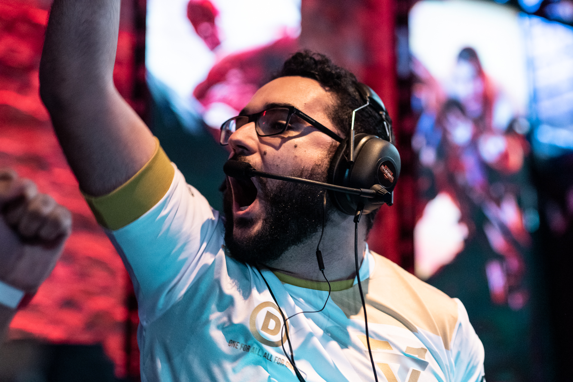 LoL: Team oNe surpreende, derrota RED Canids e está na final do Circuitão