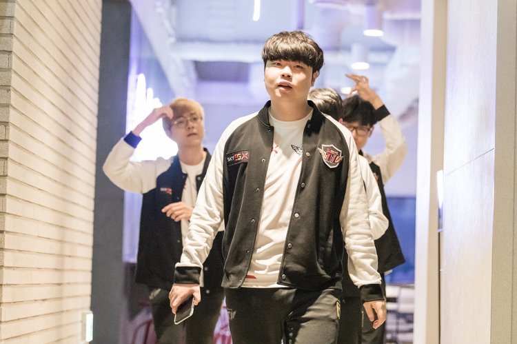LoL: SKT T1 vence a SANDBOX e avança nos playoffs da LCK 2019
