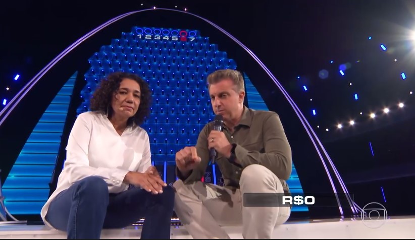 Resposta errada em pergunta sobre LoL faz participantes perderem 45 mil reais em programa da Globo