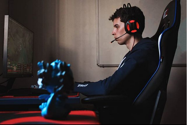 LoL: Jogadores da Falkol denunciam cancelamento de treino em cima da hora