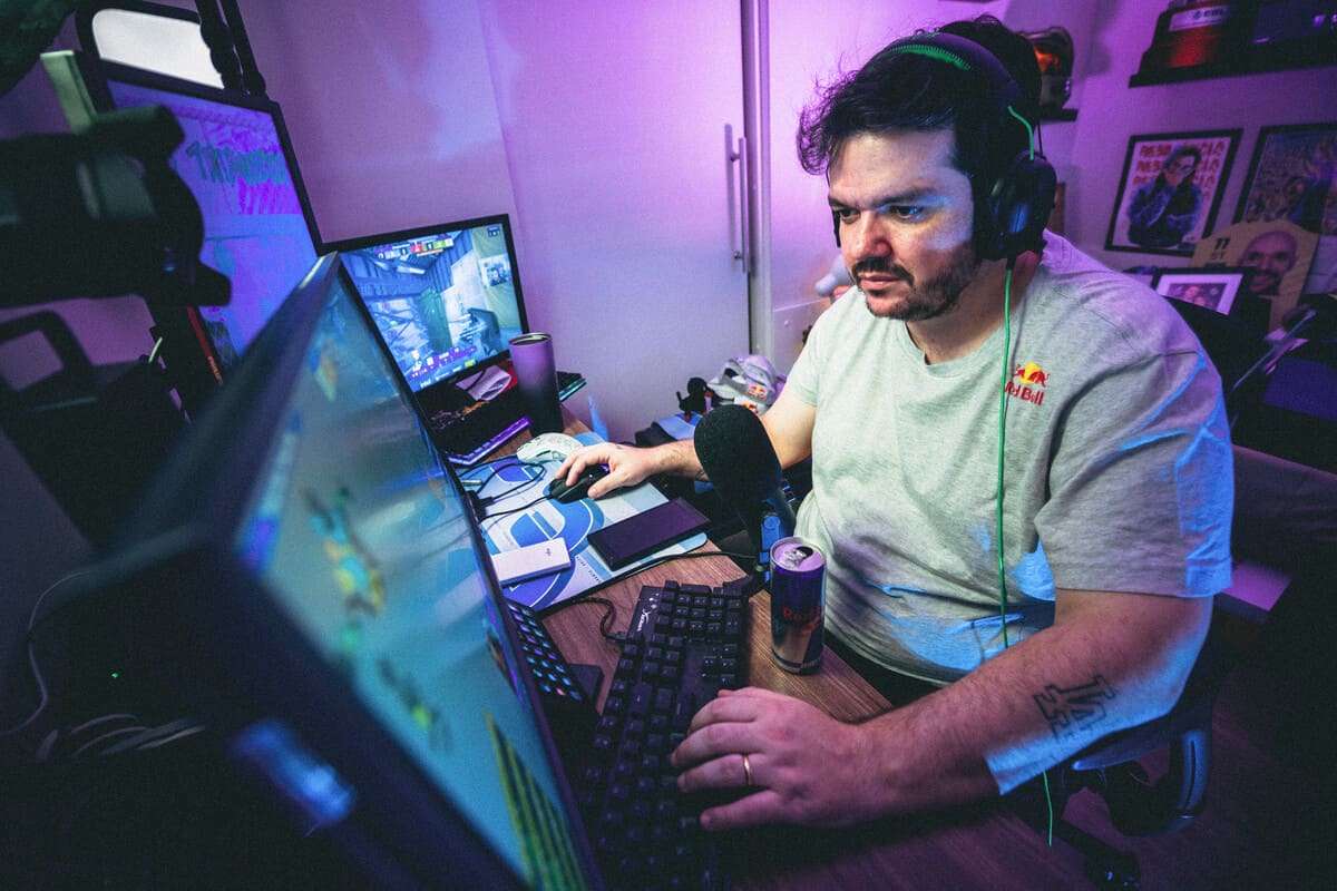 Gaules é finalista de prêmio de streamer do ano
