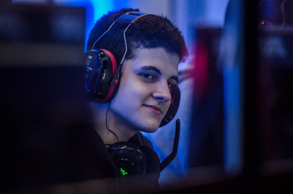 Kami Roubando O Barão vs kStars