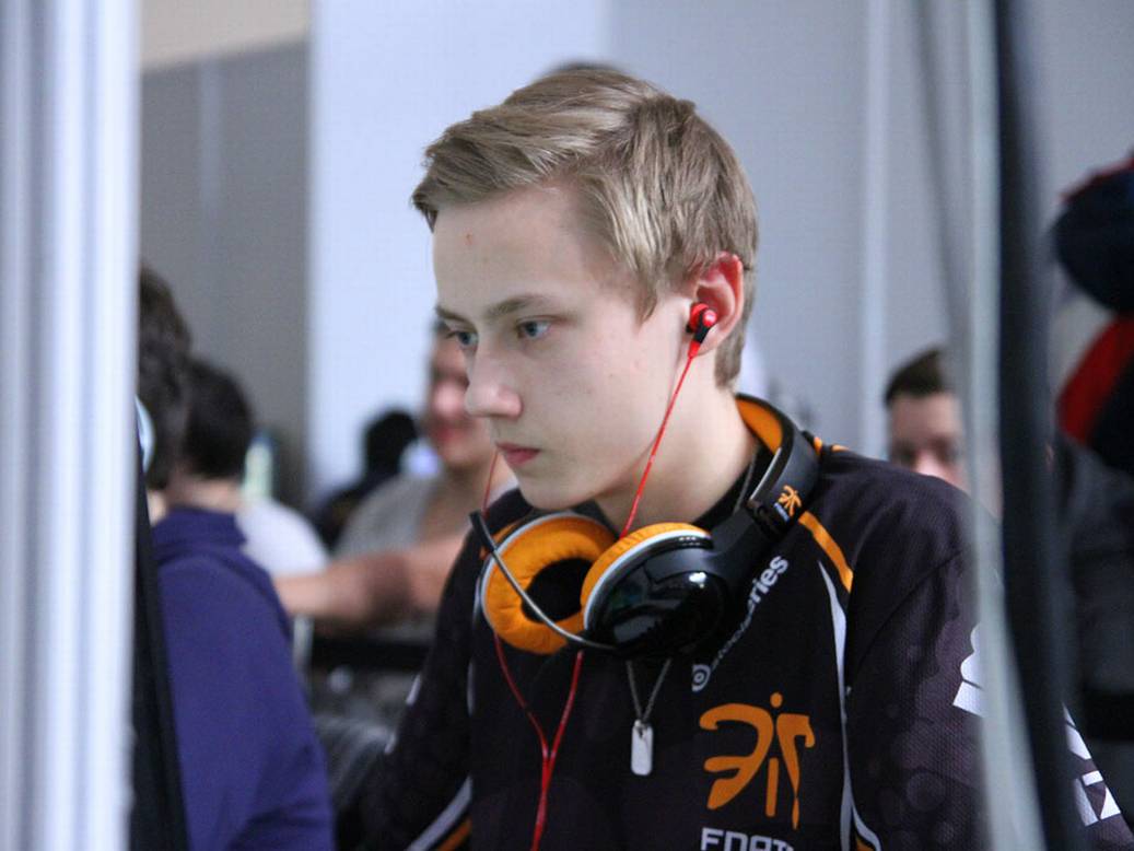 Prováveis Mudanças na Elements podem botar Rekkles no Banco