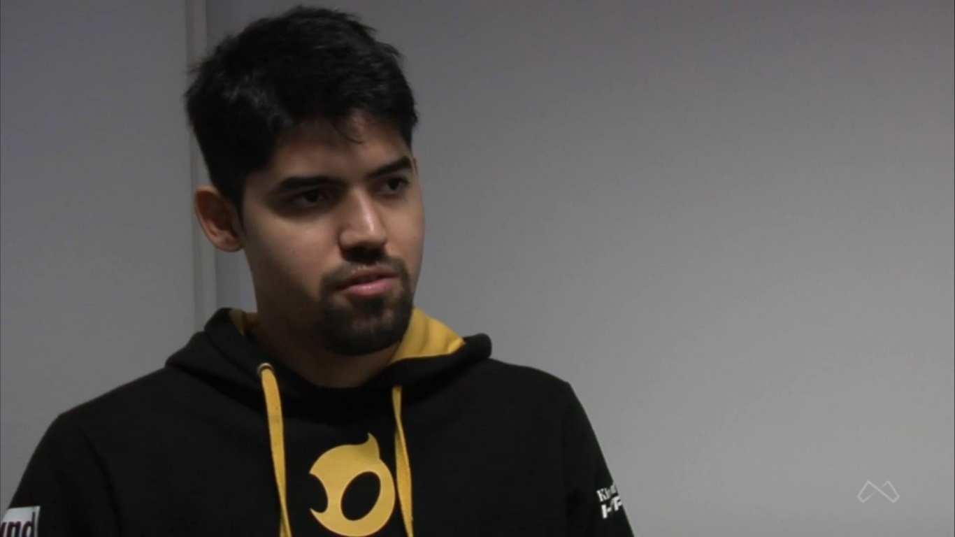 Crumbz resolve sair do Team Dignitas