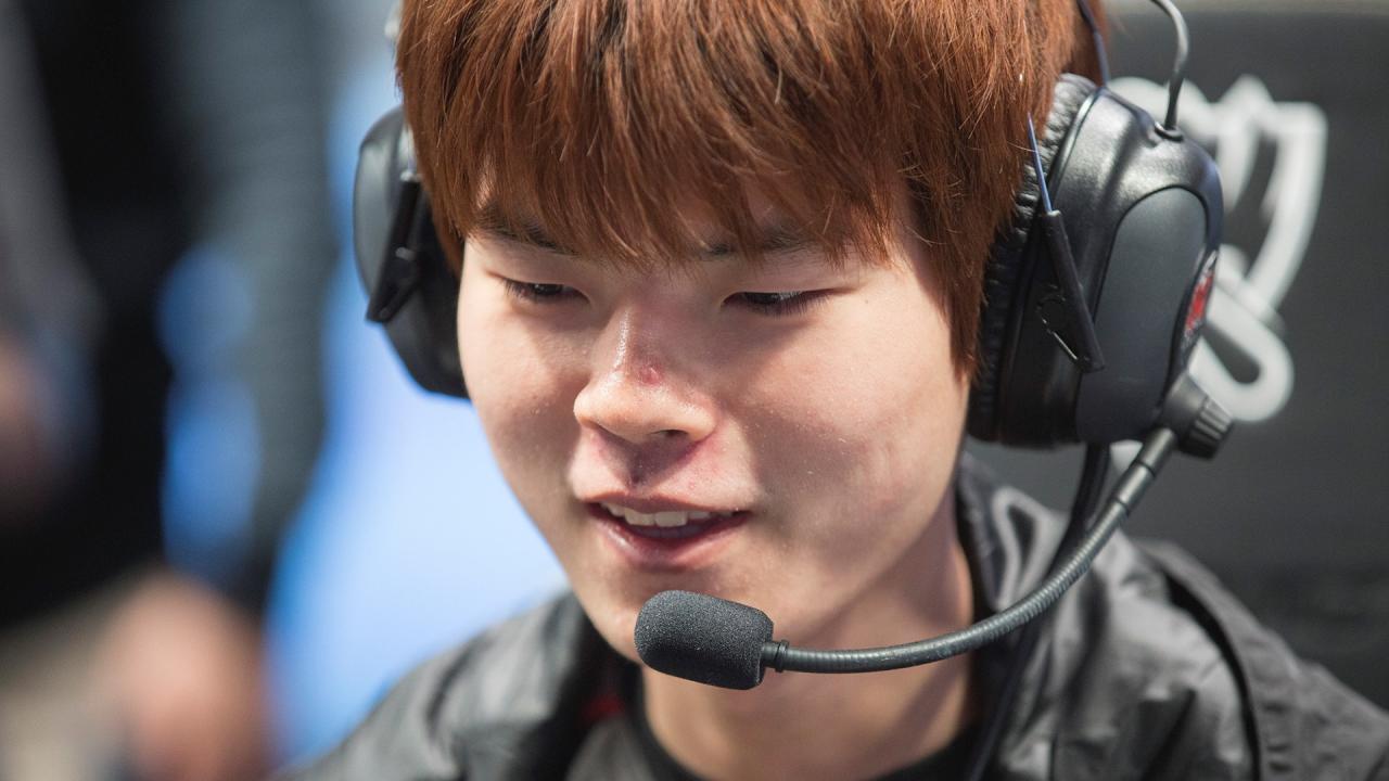 “Fiquei paralisado na cadeira”, diz Deft após derrota para INTZ