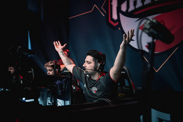 Red Canids atropela Keyd Stars e é campeã do 1º split do CBLOL 2017
