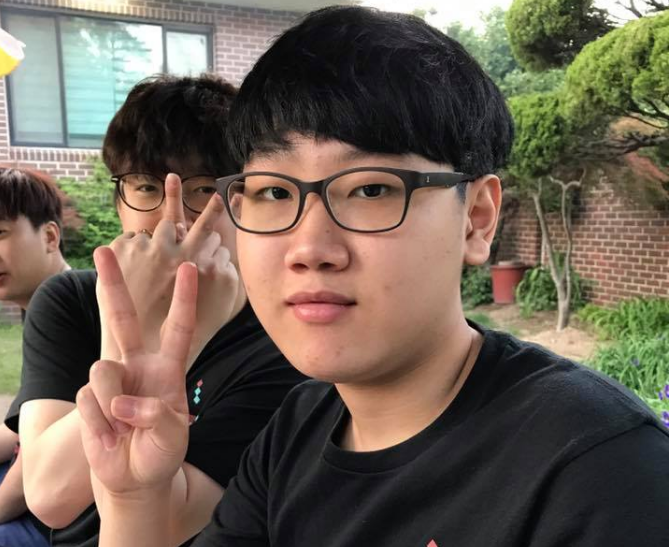KT Rolster contrata suporte reserva