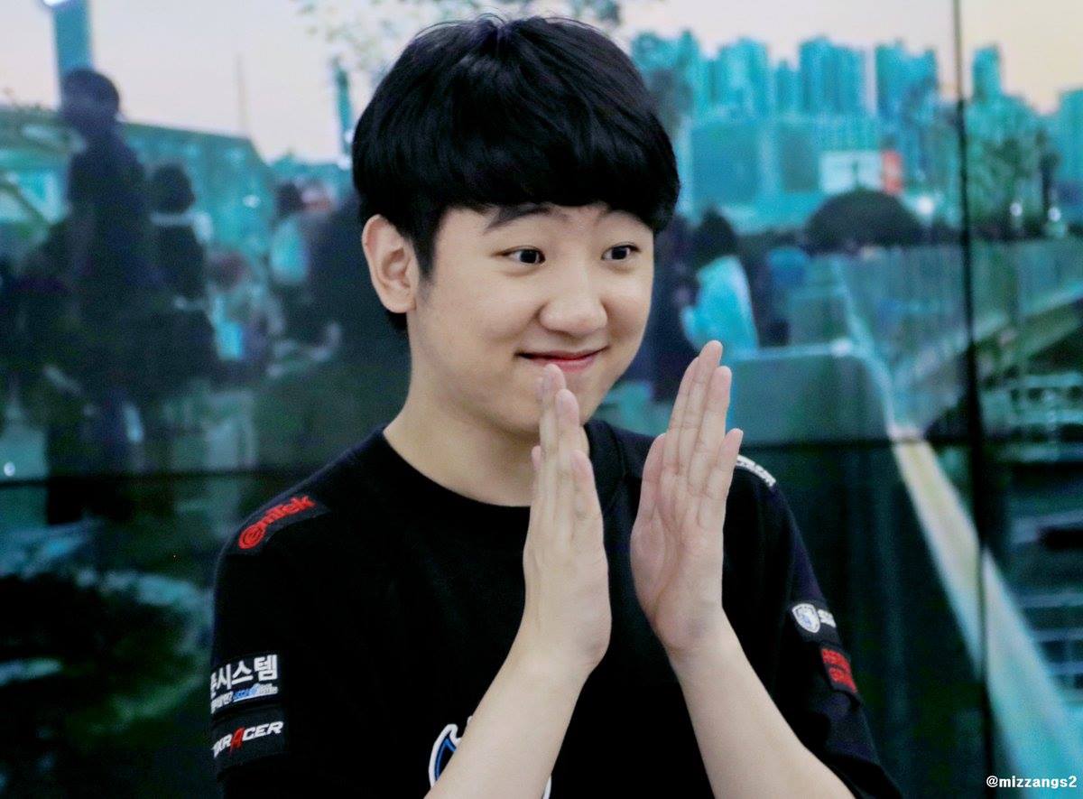 Khan é suspenso e multado após comentário contra jogadores chineses