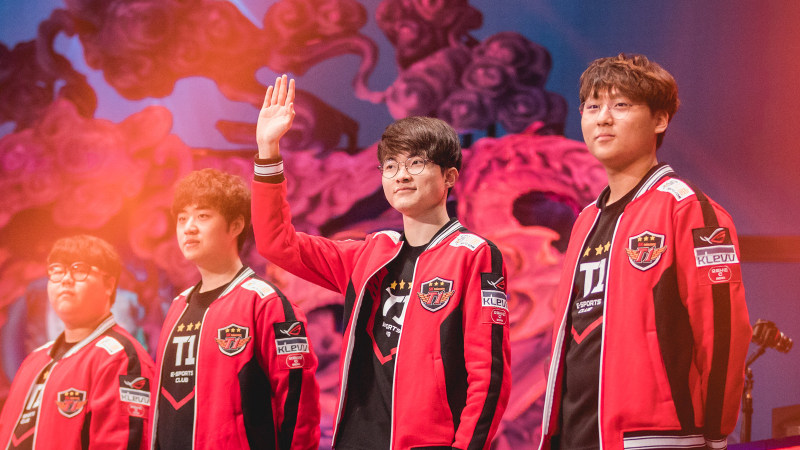 SKT renova com Faker, Bang, Blank, Wolf e Untara; kKoma é promovido para Head Coach