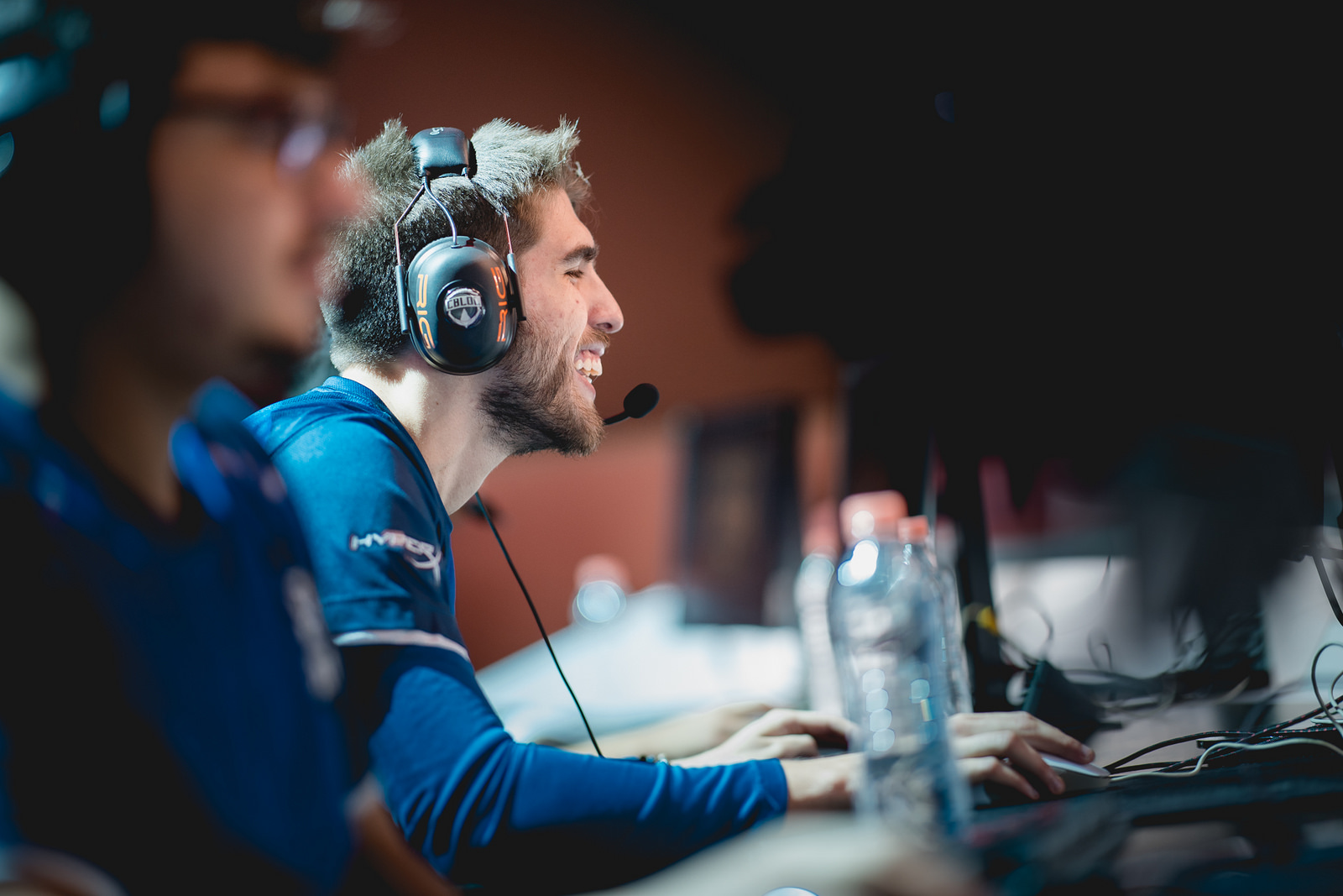 Rakin vai para a reserva; Robo pode assumir a rota do meio