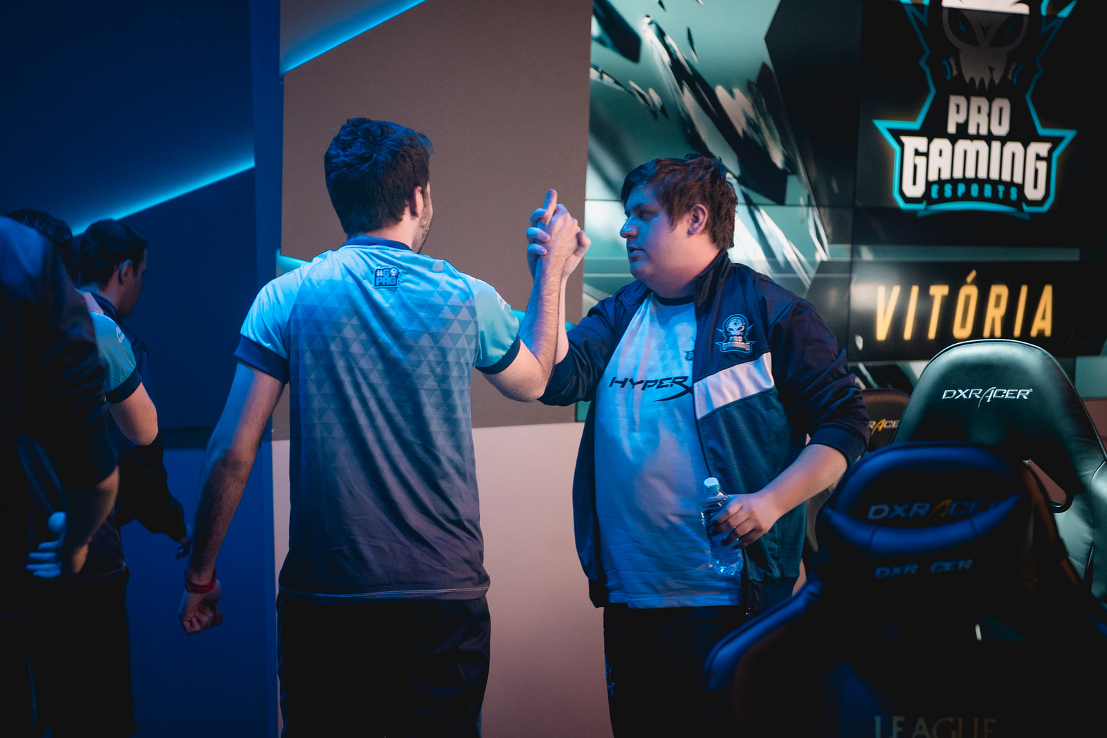 ProGaming vence e liga o alerta vermelho para INTZ