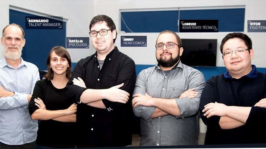 CNB anuncia comissão técnica com treinador norte-americano