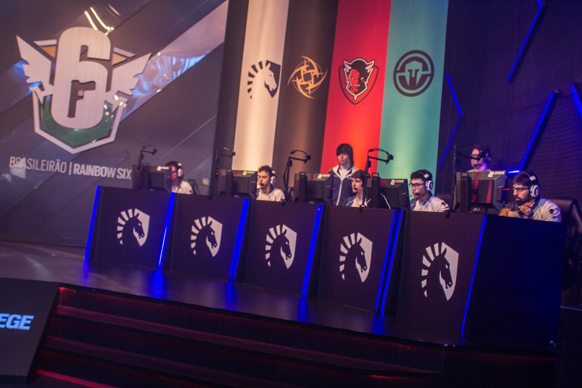 ReD DevilS e paiN empatam no Brasileirão de Rainbow Six; Liquid vence Team One