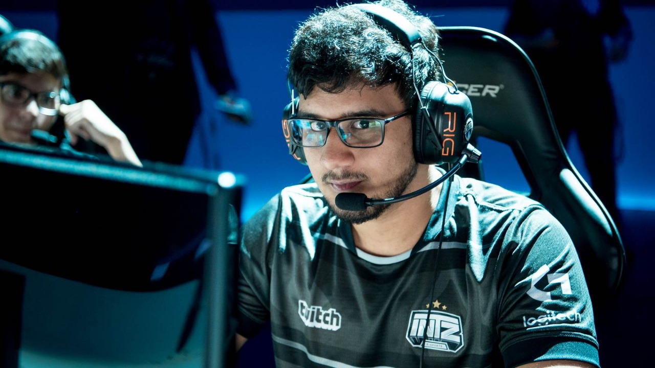 Absolut está fora da INTZ eSports