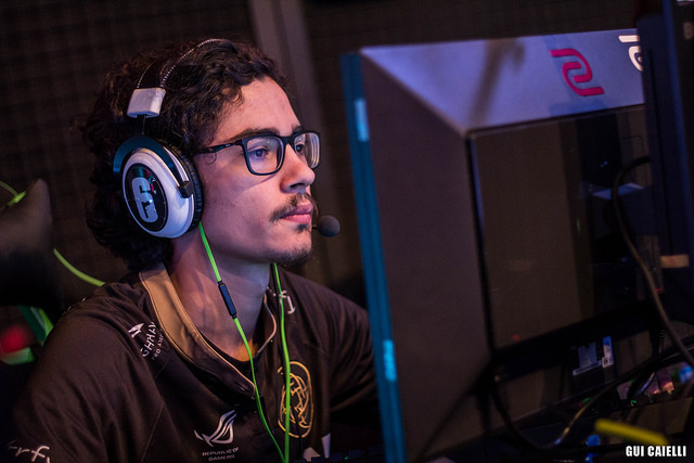 R6: NiP vence Black Dragons e está na semifinal do BR6