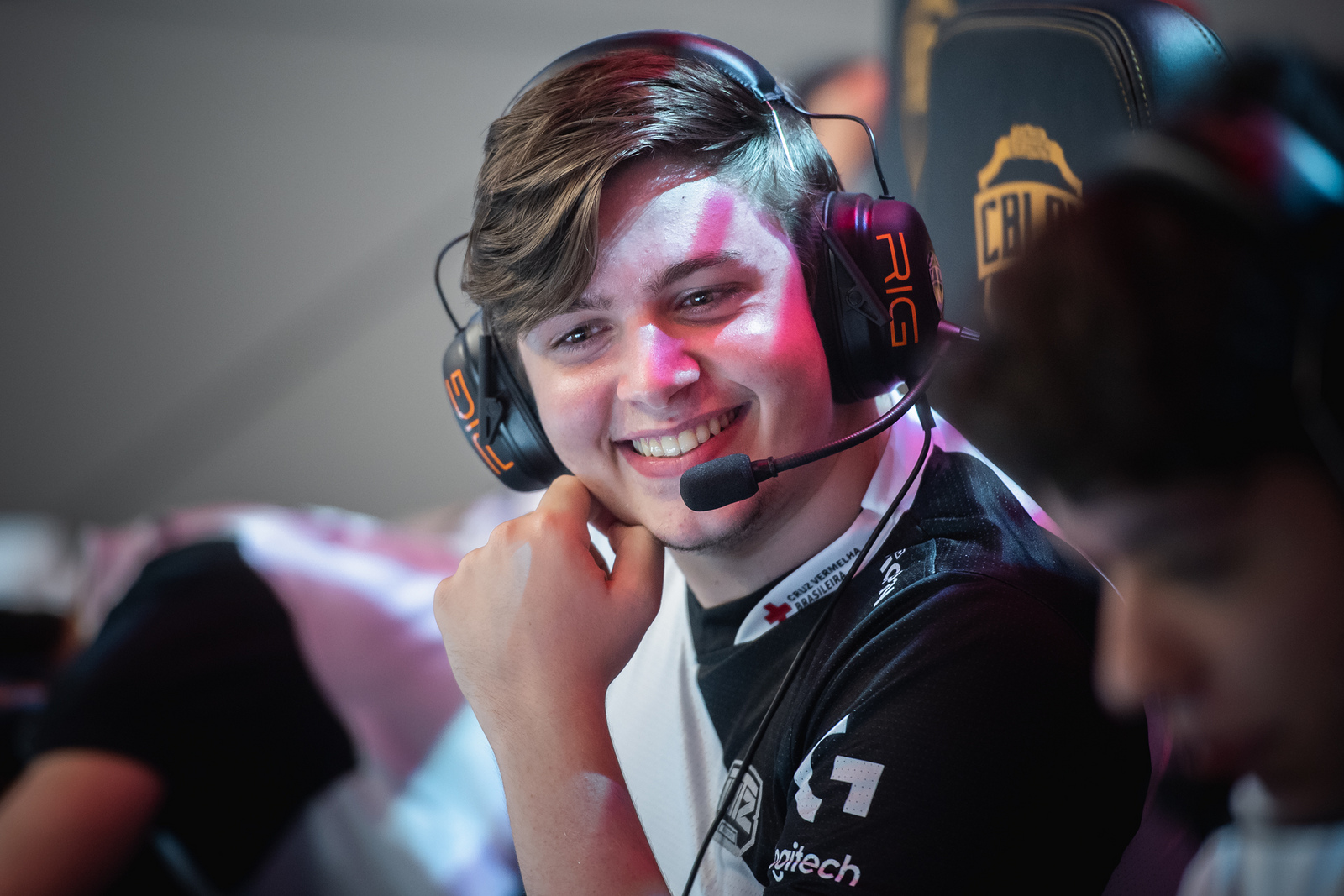 LoL: Hauz se recupera de lesão e é reinscrito no CBLoL