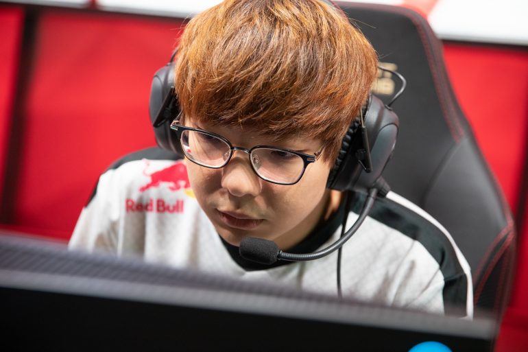 LoL: Após péssimo split, Huhi está fora da 100 Thieves