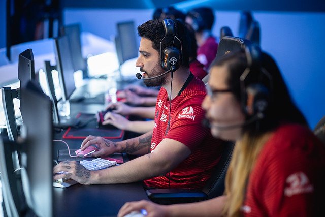 LoL: brTT quem “deu a ideia de jogar suporte”, afirma Von