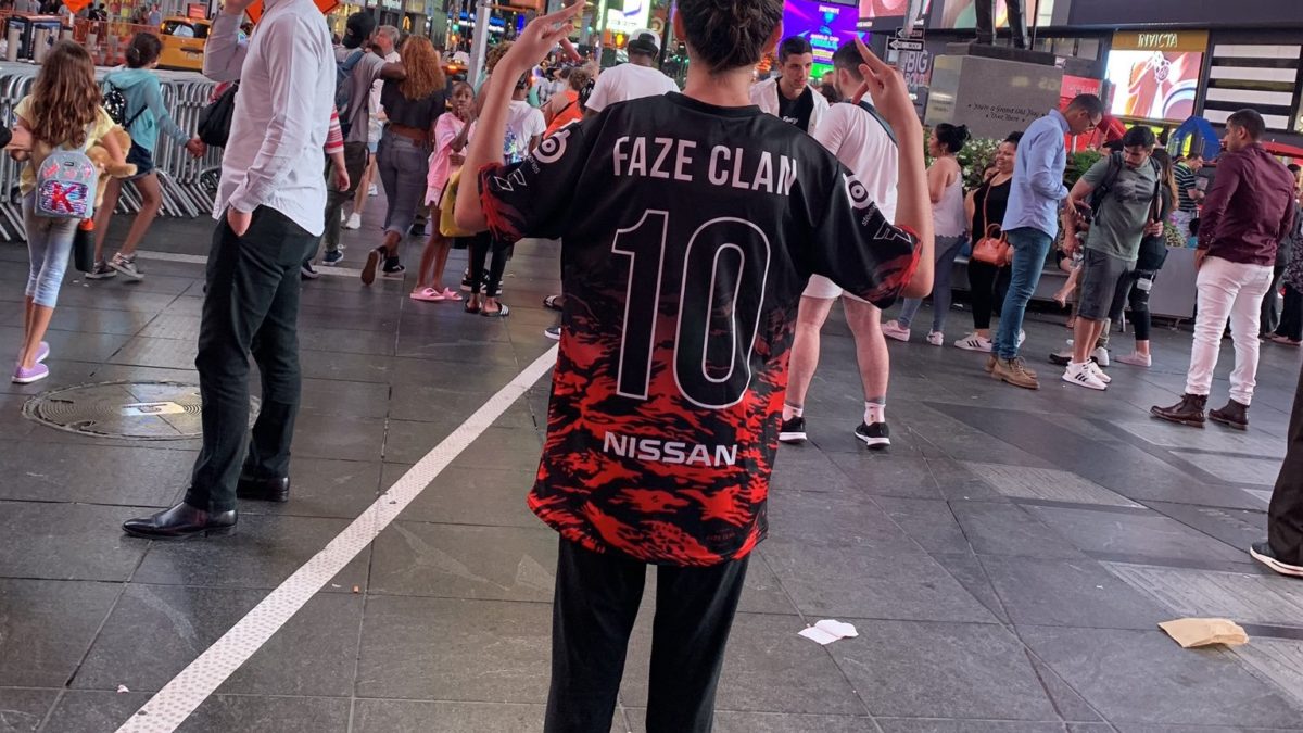 FaZe contrata jogadora surda para elenco de Fortnite