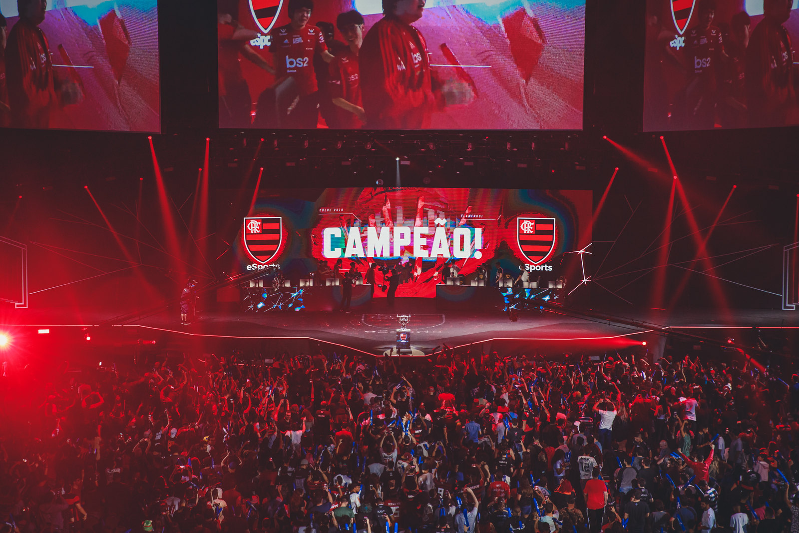 LoL: Simplicity anuncia parceria com Flamengo
