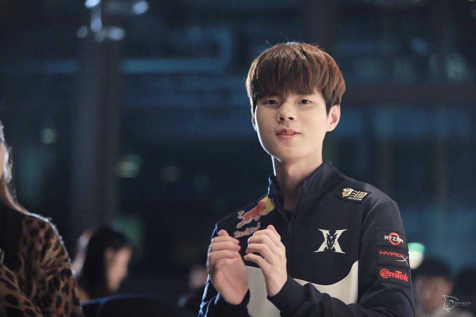 LoL: Deft renova com a DragonX, que criará line-up em torno do atirador