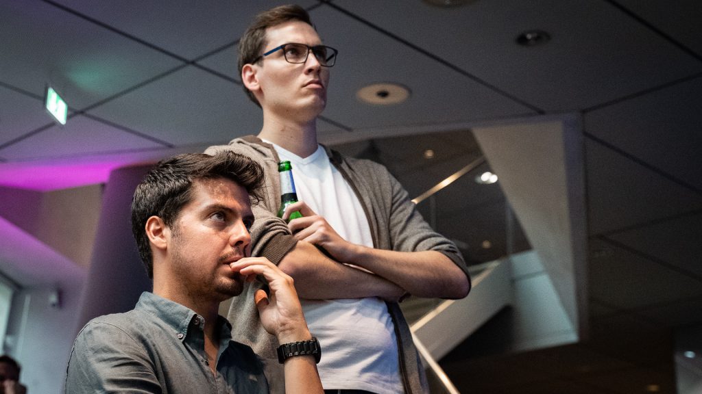 LoL: Evento reunirá Xpeke, Deficio, Insec, Looper e outros ex-jogadores