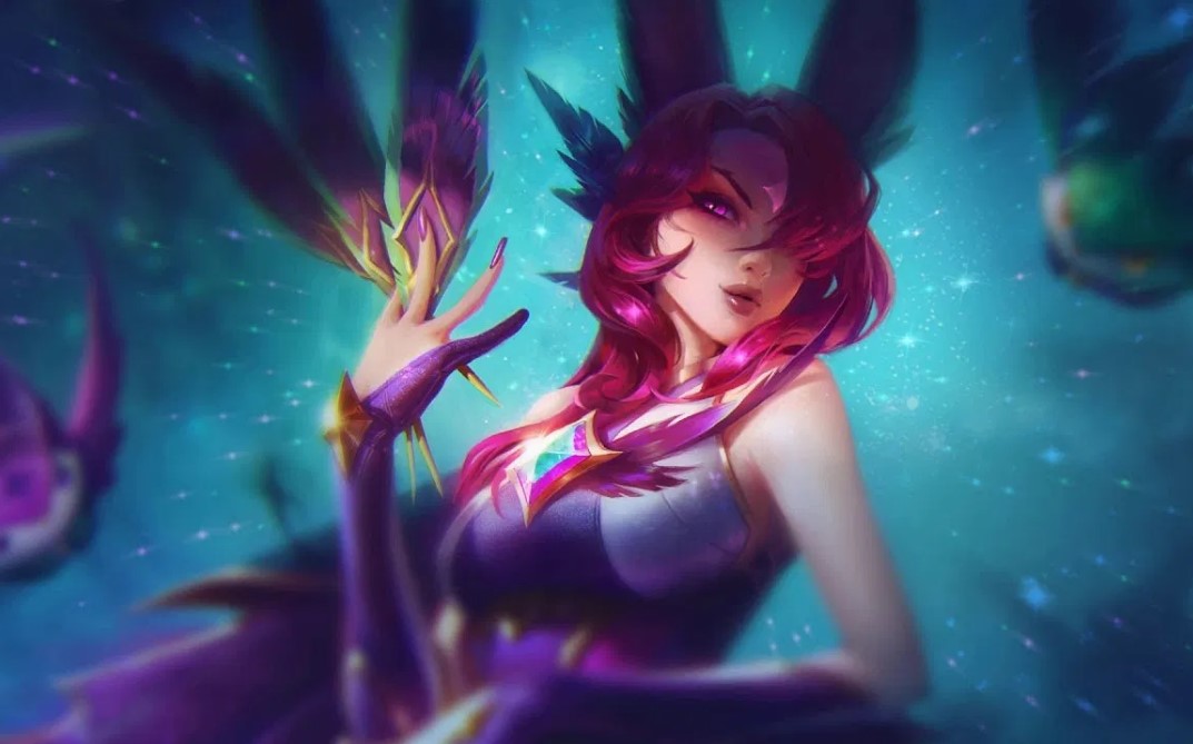 LoL: Em novo cosplay, Sneaky se veste de Xayah Guardiã Estelar