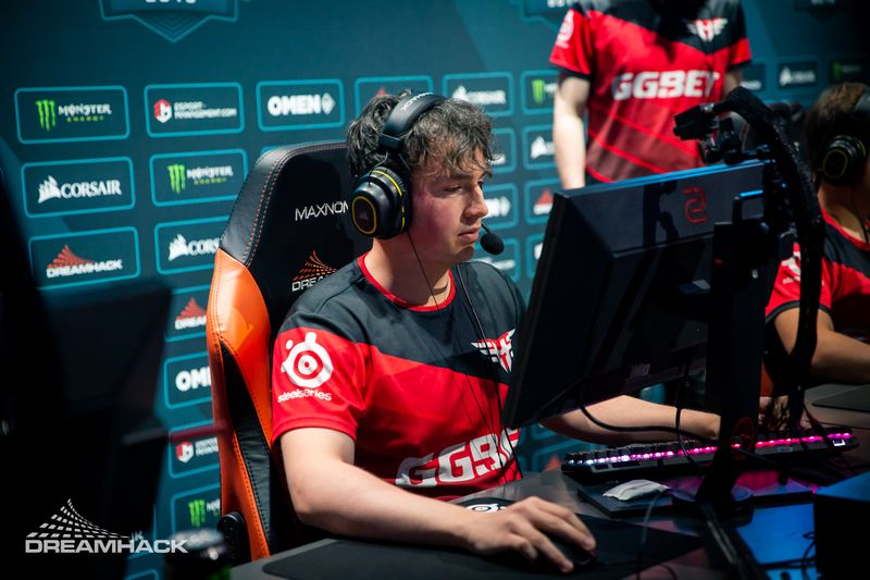 CS:GO: Astralis confirma contratação de es3tag como sexto player