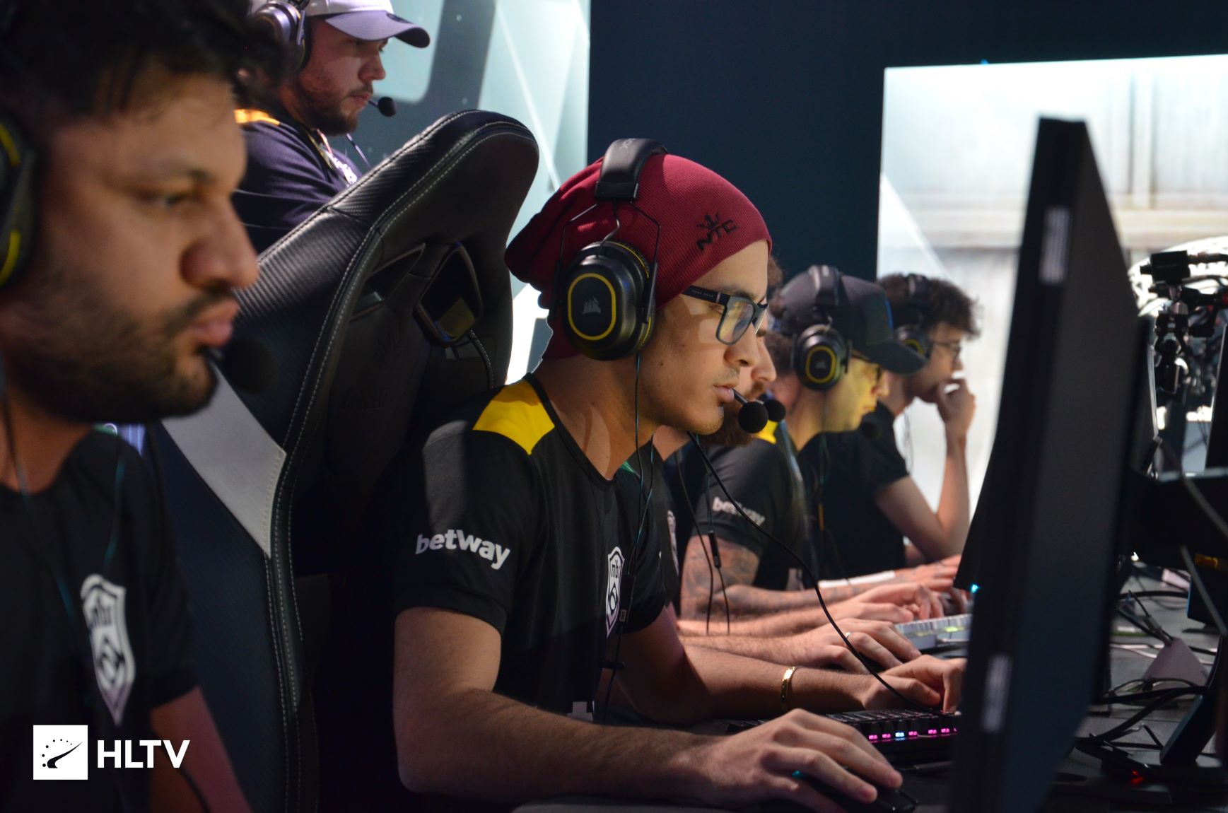 CS:GO: MIBR vence na estreia da 2ª fase da FLASHPOINT