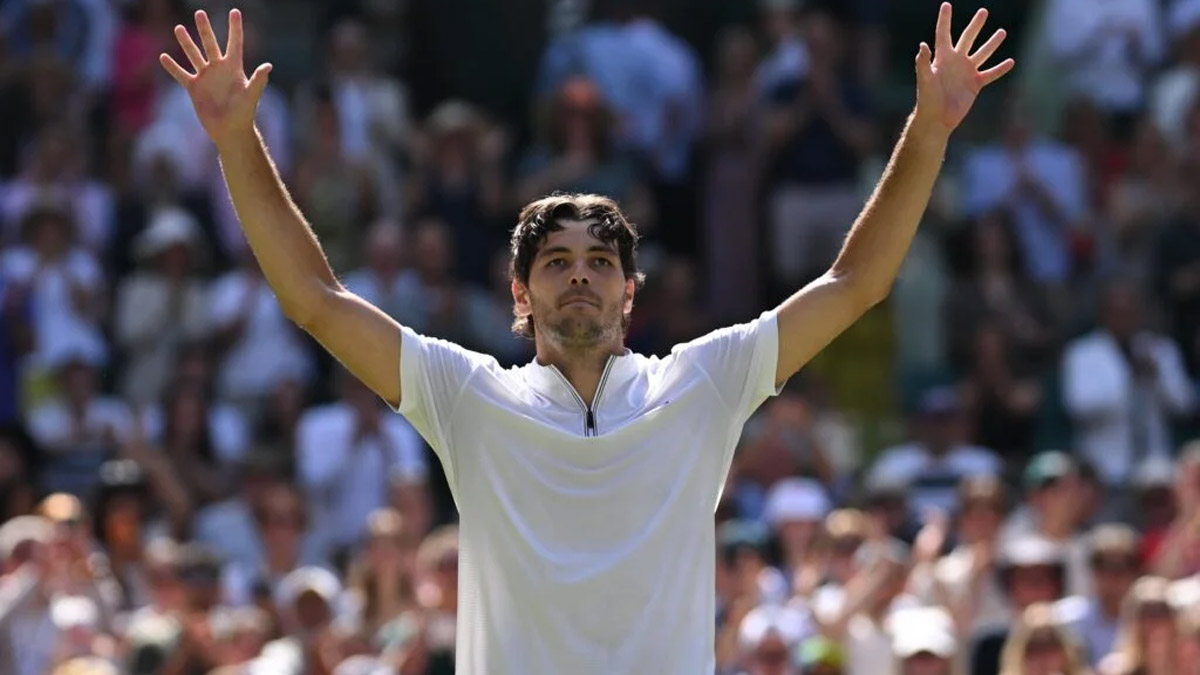 LoL: Tenista top 5 do mundo surpreende ao mostrar ranking no game