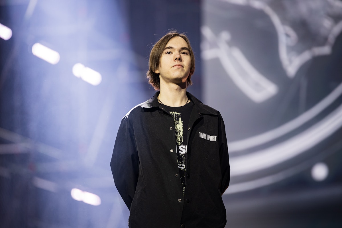 IEM Kraków 2026: Mouse falhou, donk pediu troca de PC e mudou o rumo da série