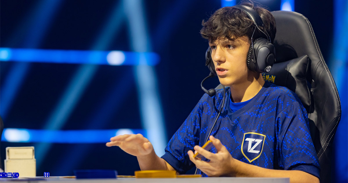 Pokemon TCG: Brasileiro de 15 anos é vice-campeão mundial e leva R$ 160 mil em premiação