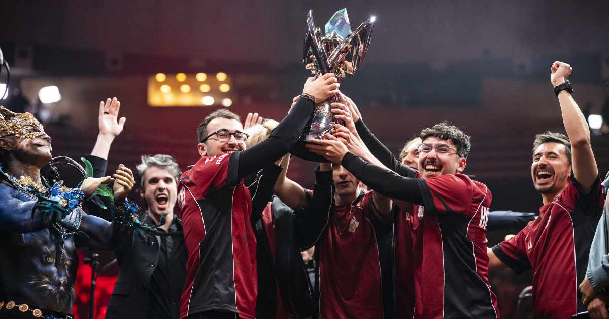 LoL: Jogador da G2 quebra recorde de PDLs do servidor europeu